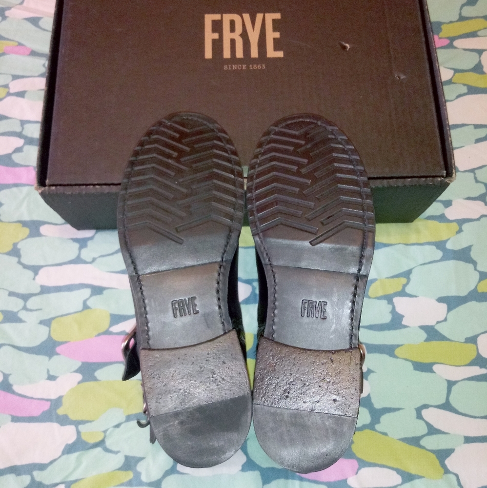 Frye Veronica Belted Short Boots - Picture 6 of 12